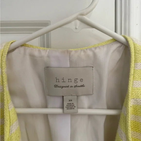 hinge jacket - Picture 2 of 2